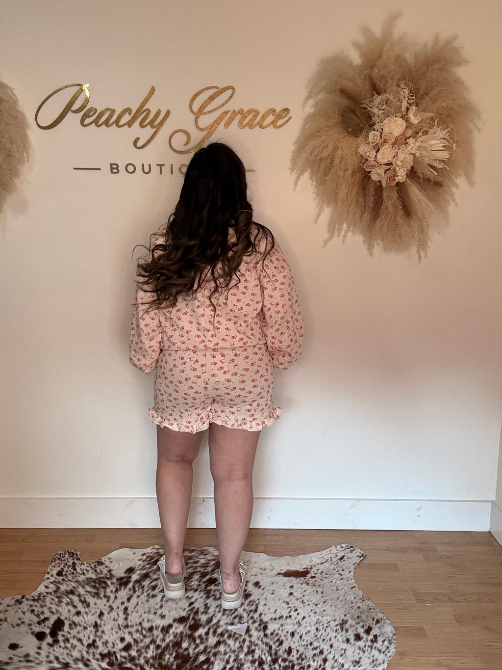 Beige Rose & Bow Floral Ruffle Set