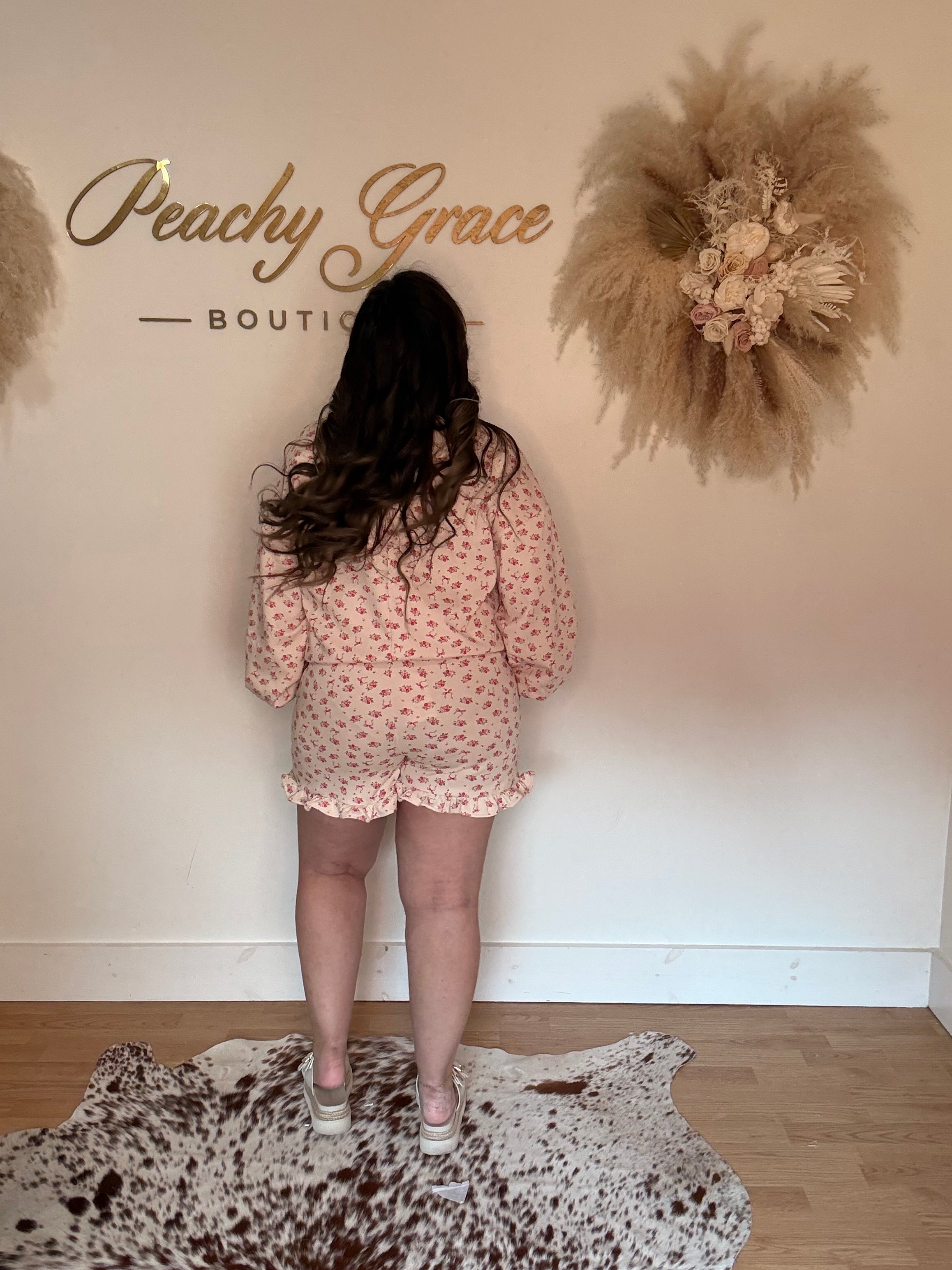 Beige Rose & Bow Floral Ruffle Set