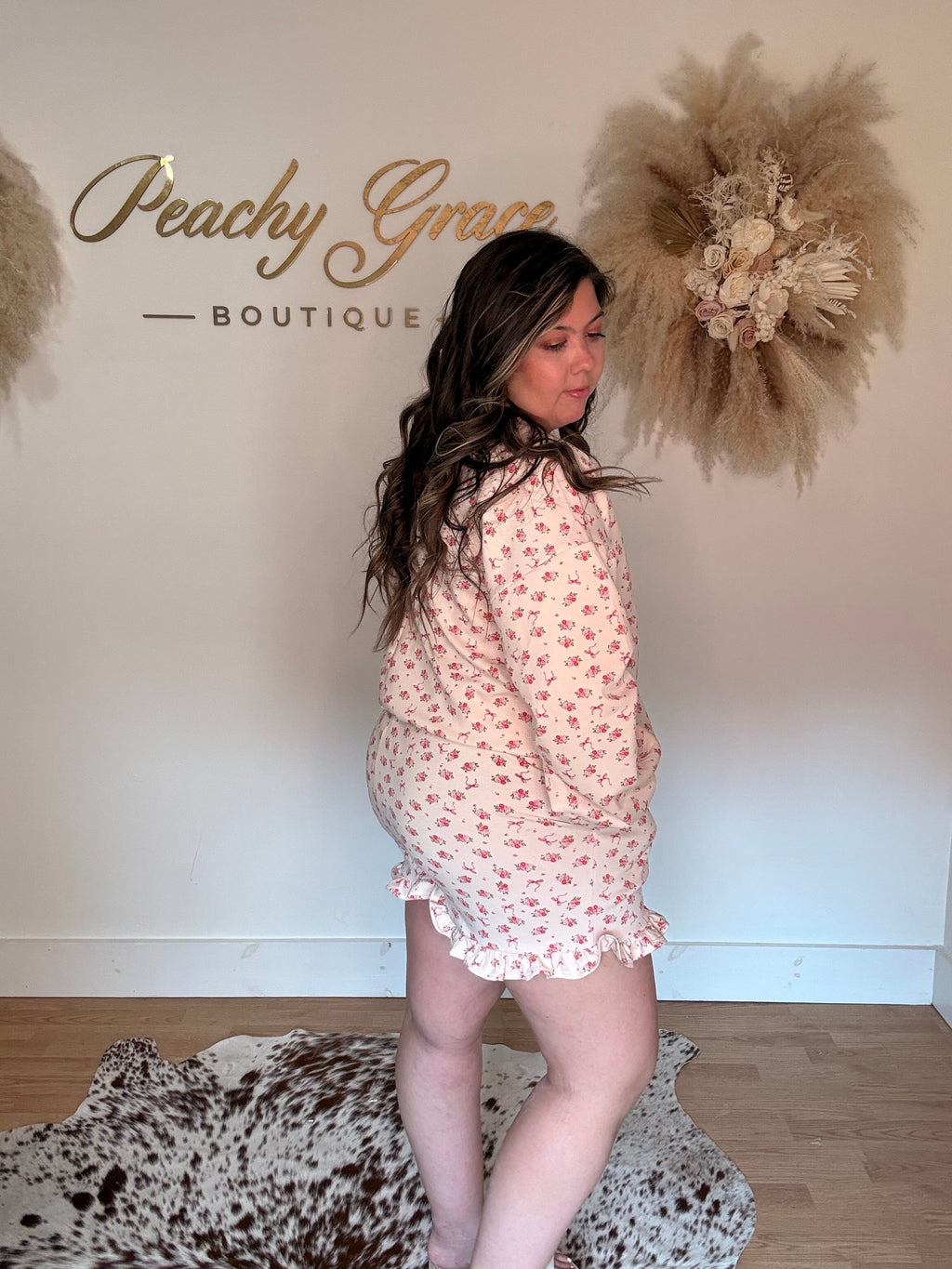 Beige Rose & Bow Floral Ruffle Set