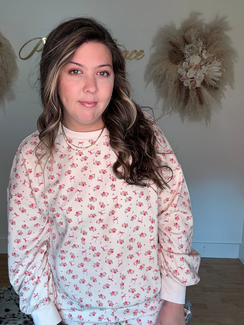 Beige Rose & Bow Floral Ruffle Set