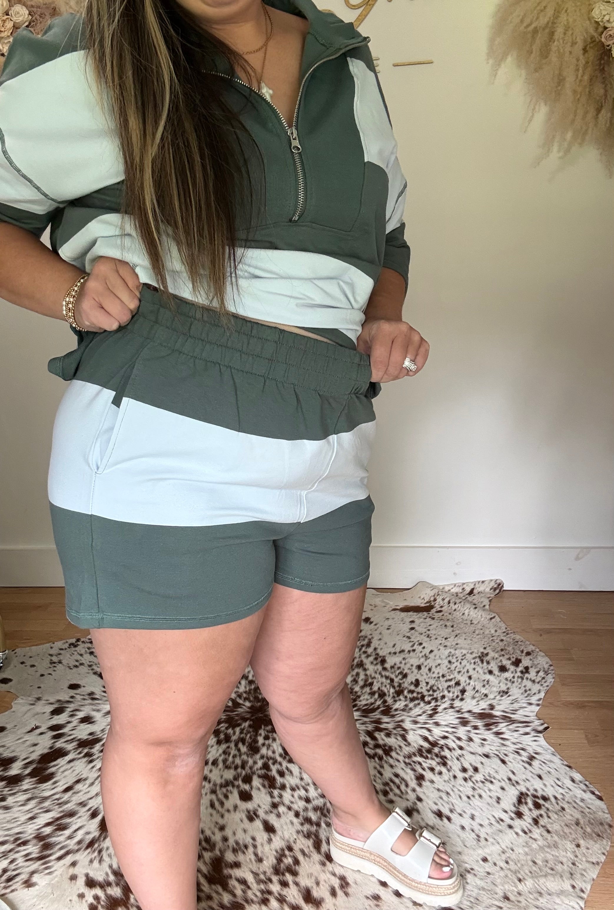 The Olive Grove Set - shorts back view