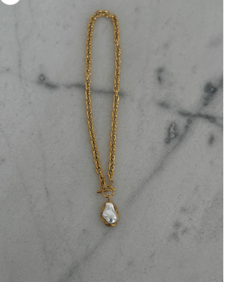 Pearl Drop Necklace
